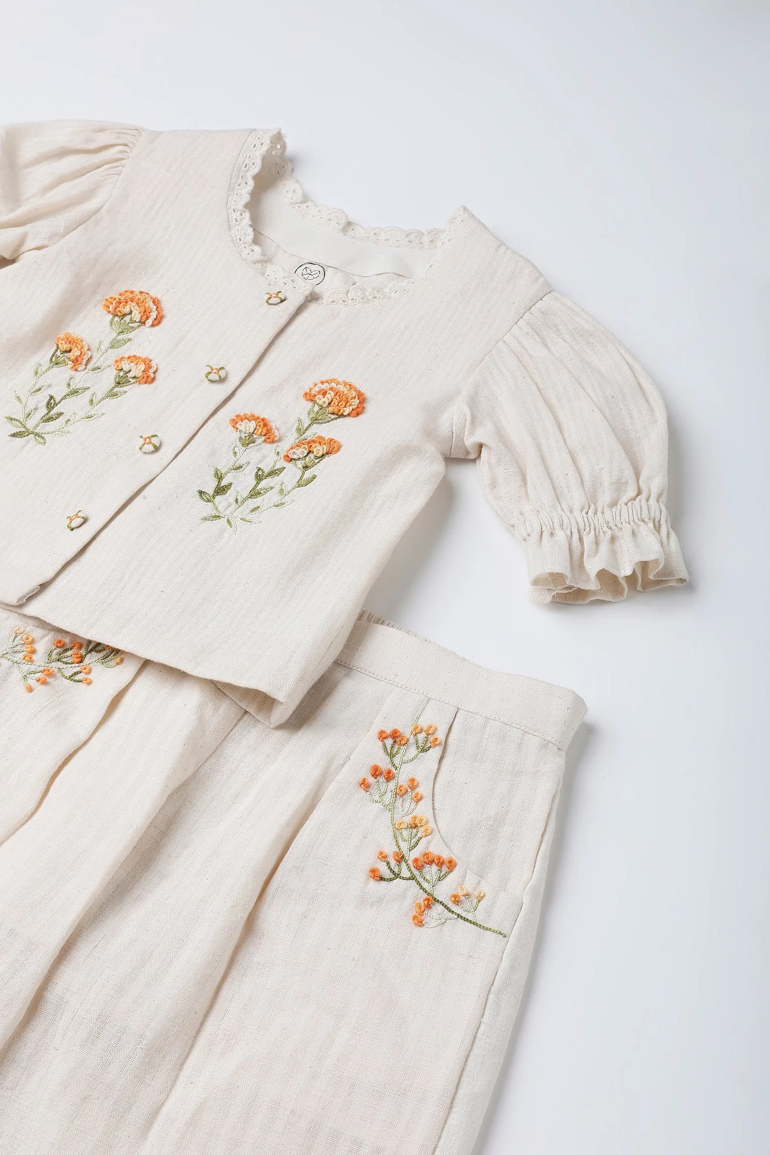 Aroma twin set