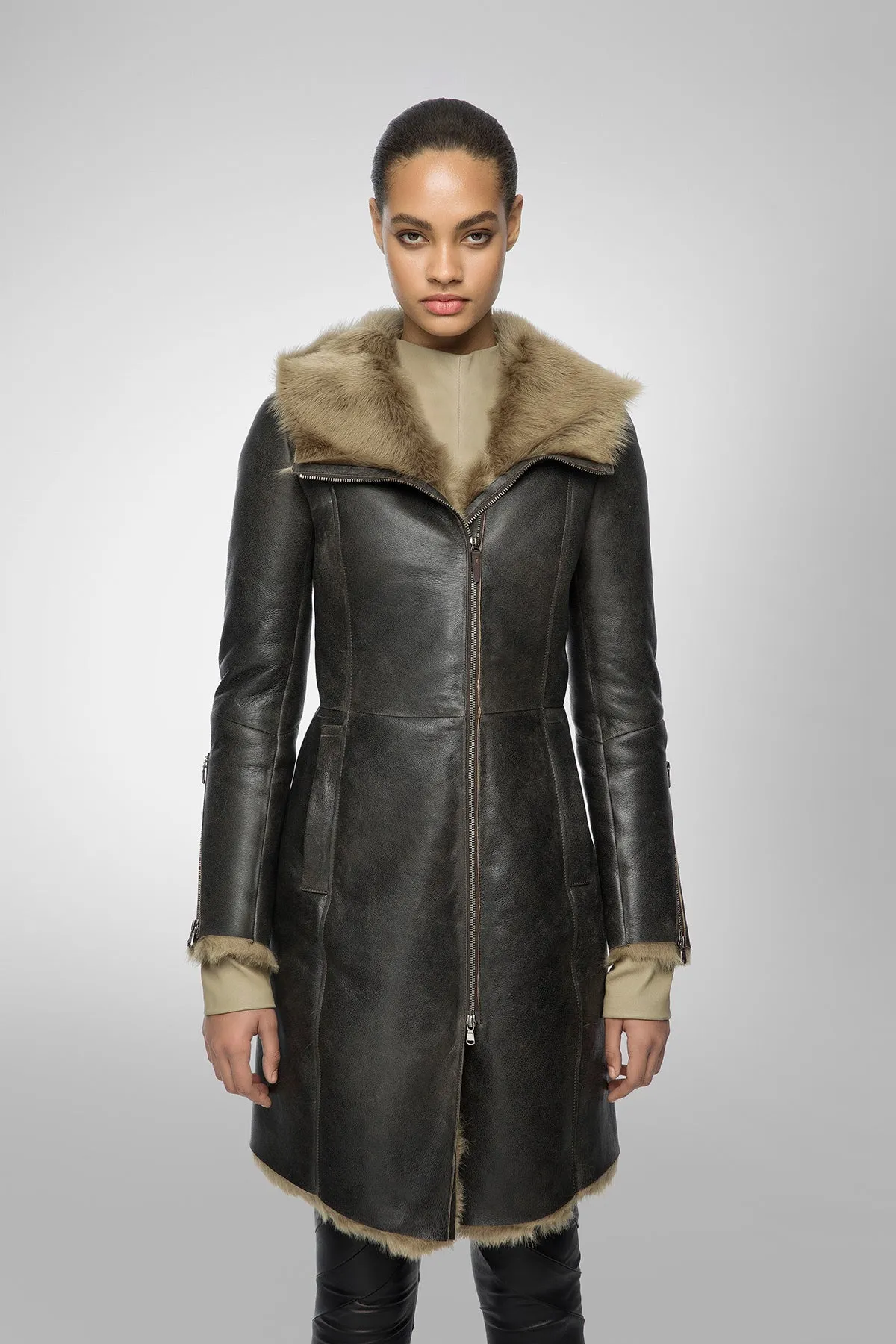 Billie - Desert Beige Shearling Coat