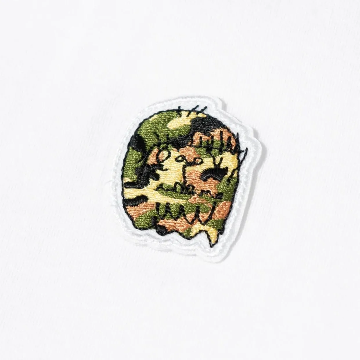 Forty Ben Camo Logo Badge White T-Shirt