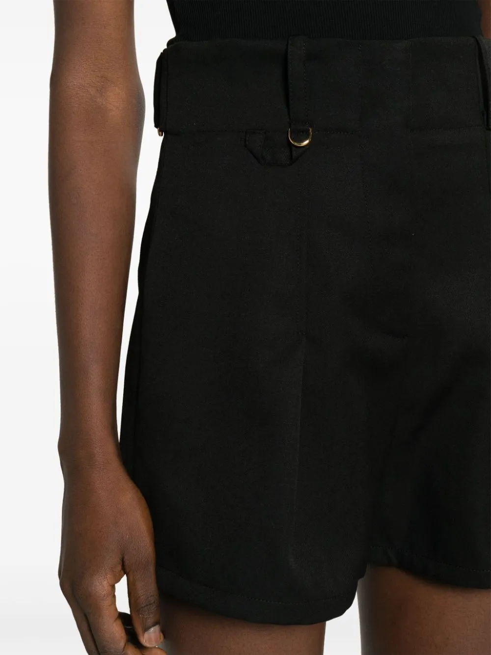 Le short Bari